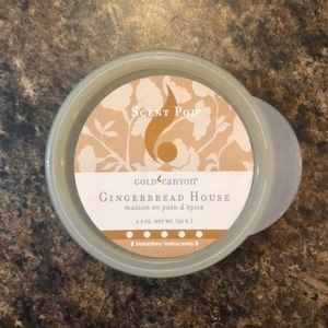 Gold Canyon Gingerbread house wax pod
